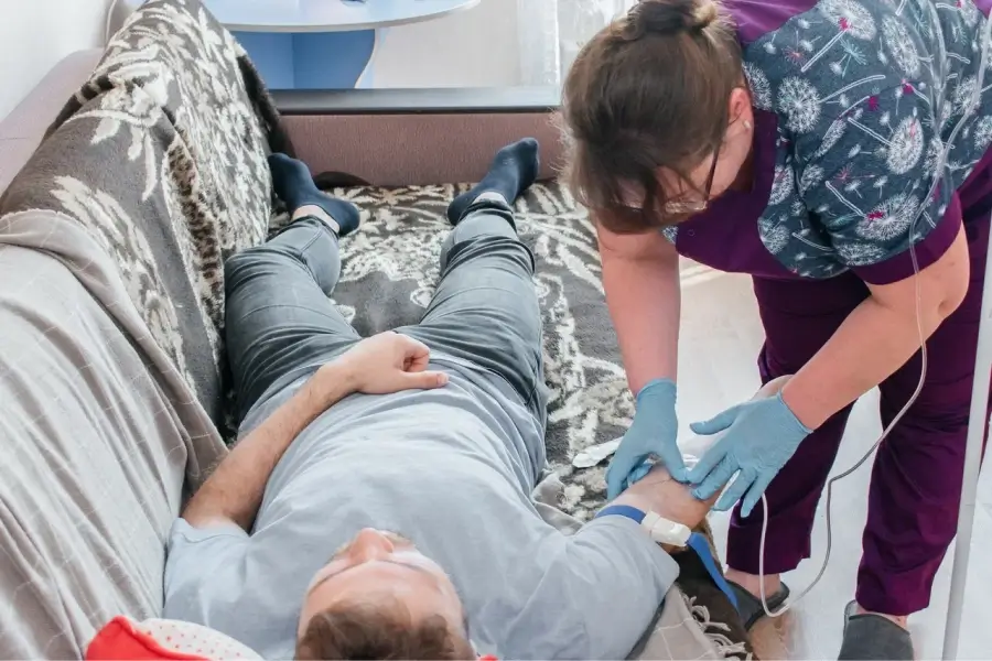 Срочный вывод из запоя в Бутурлиновке: быстро, недорого